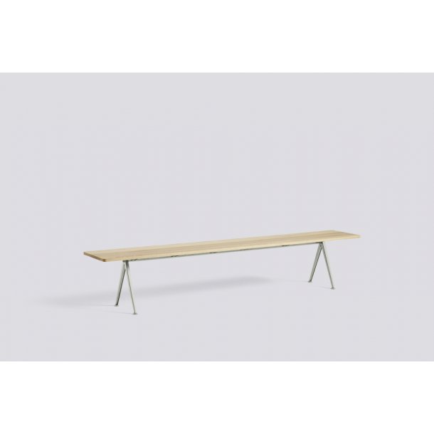 PYRAMID BENCH / 12 Water-based Lacquered Oak L: 250 Grey