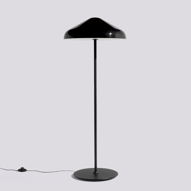 PAO STEEL FLOOR LAMP Soft Black