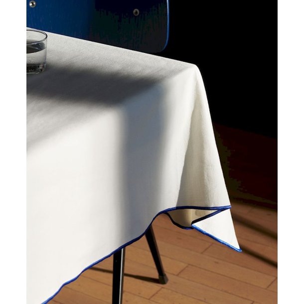 OUTLINE TABLECLOTH
