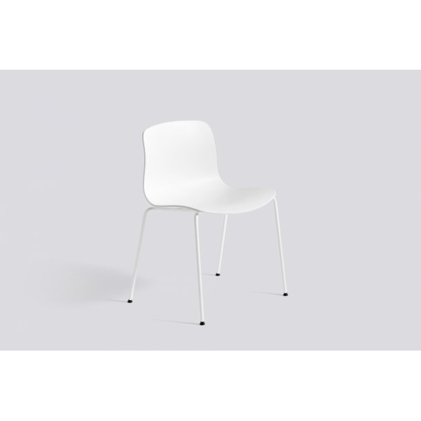 ABOUT A CHAIR / AAC 16 White White frame